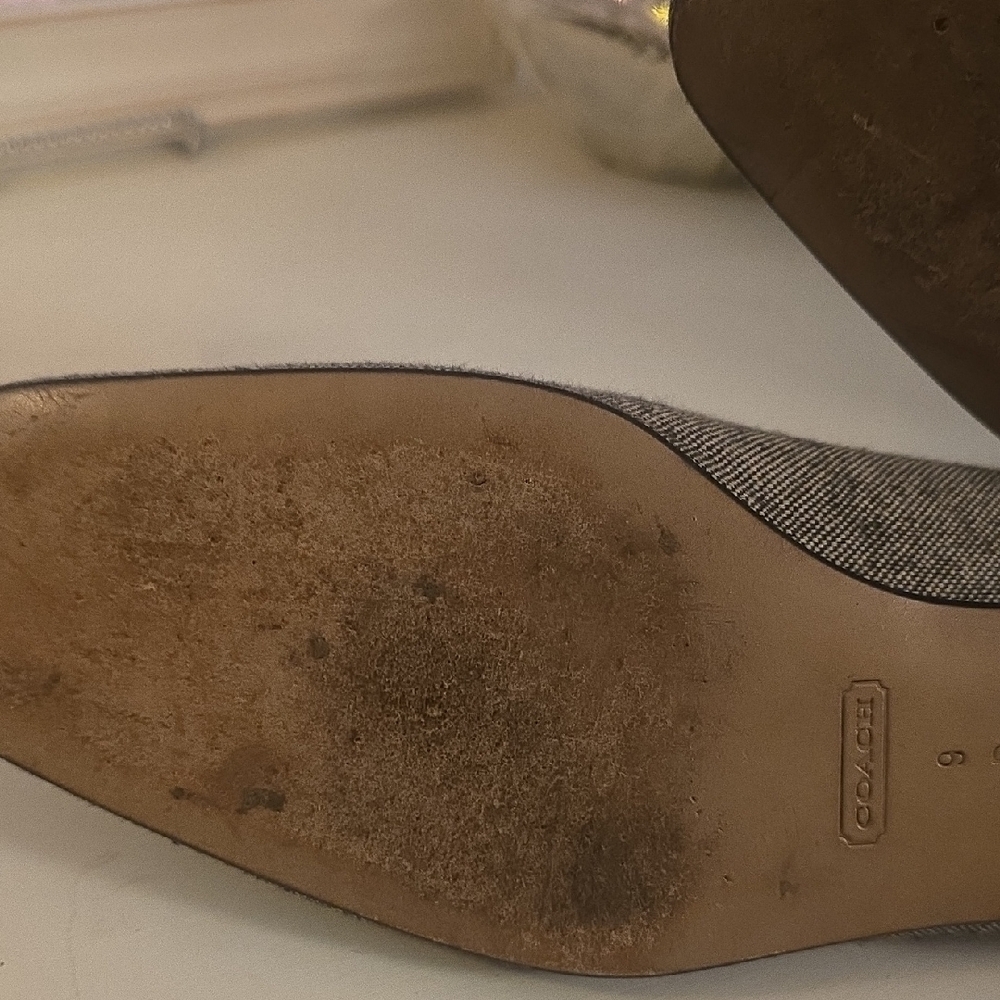 COACH Women's Black and Cream Bow Loafers - Picture 4 of 6